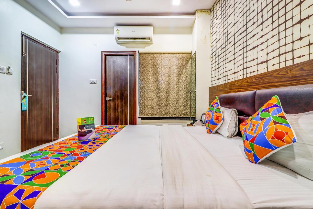 Fabhotel Sain Dass كانبور المظهر الخارجي الصورة