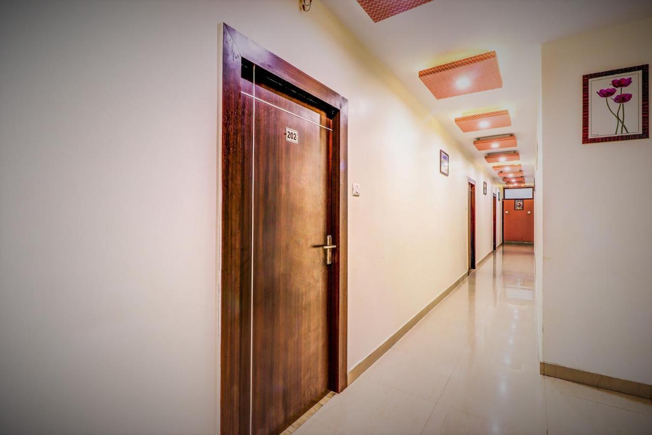 Fabhotel Sain Dass كانبور المظهر الخارجي الصورة